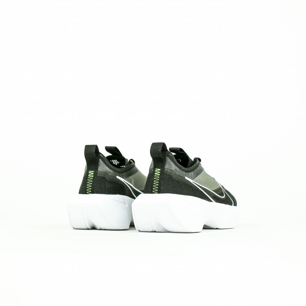 nike vista lite black size 5